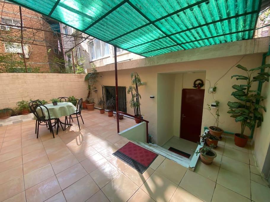 Dani Two Bedroom Home In Center Of Tirana Extérieur photo